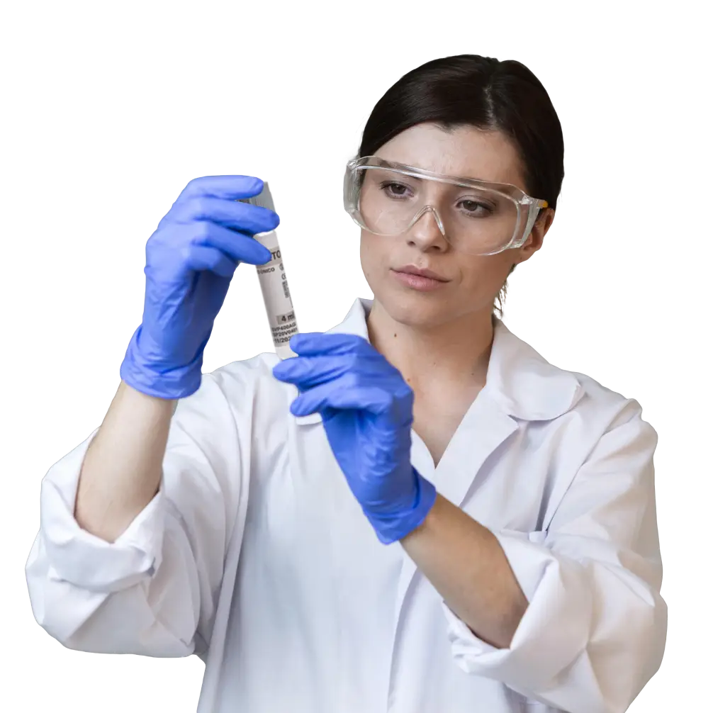 Profissional de saúde realizando exame no Platta Turmalina